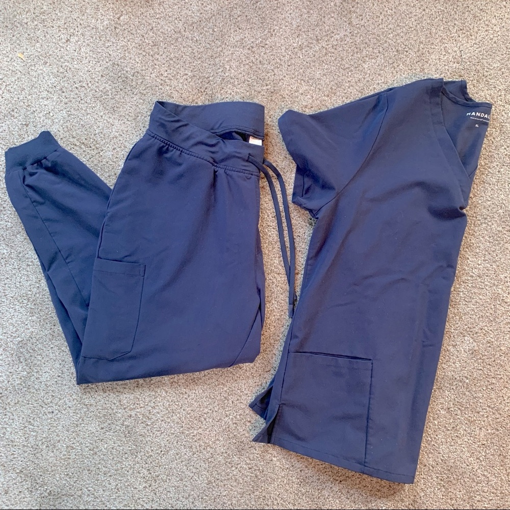 Mandala Navy Blue Scrub Set XL